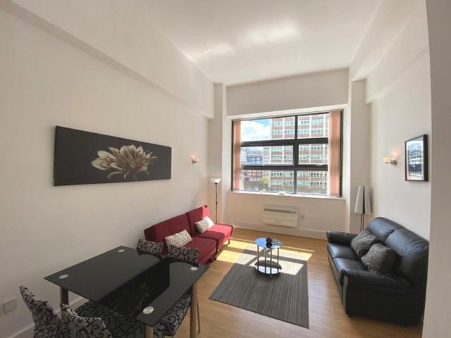 Flat for sale in Jewellery Quarter, West Midlands