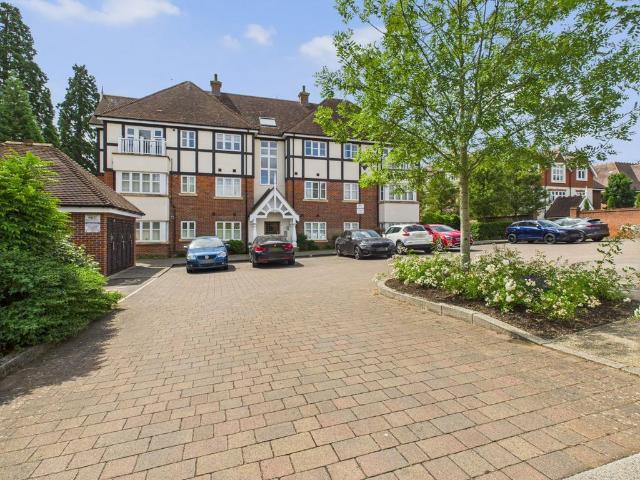 Flat for sale in Buckingham, Beaconsfield
