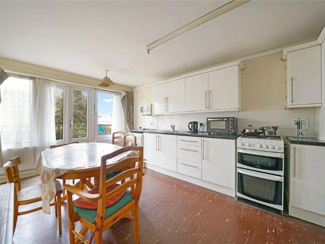 Flat for sale in Gospel Oak, Greater London