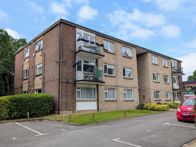 Flat for sale in Fareham, Heathfield