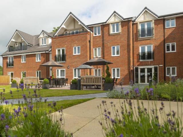 Flat for sale in Hall Drive Park, Alsager