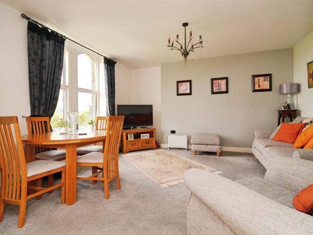 Flat for sale in Baildon