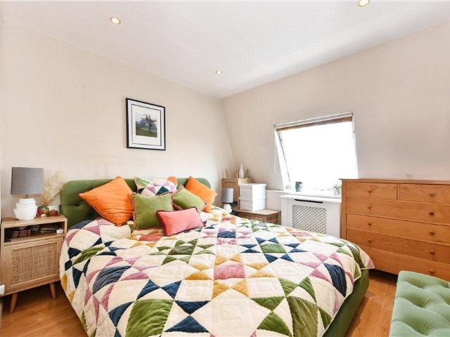 Flat for sale in Fitzrovia, Greater London
