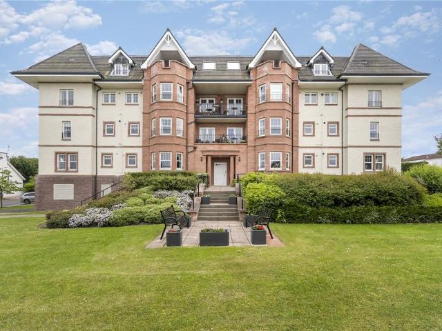 Flat for sale in North Berwick, Scotland
