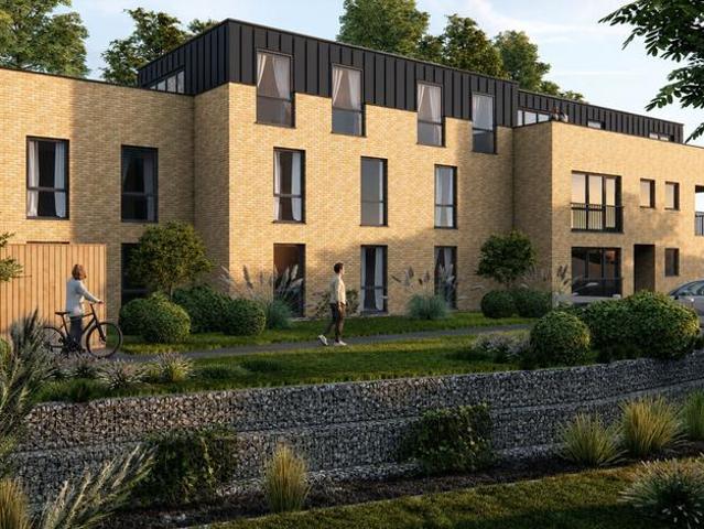 Flat for sale in Potters Corner, East Midlands
