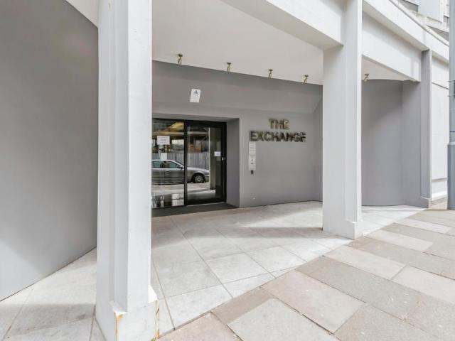 Flat for sale in St Matthew's, Old Wharf