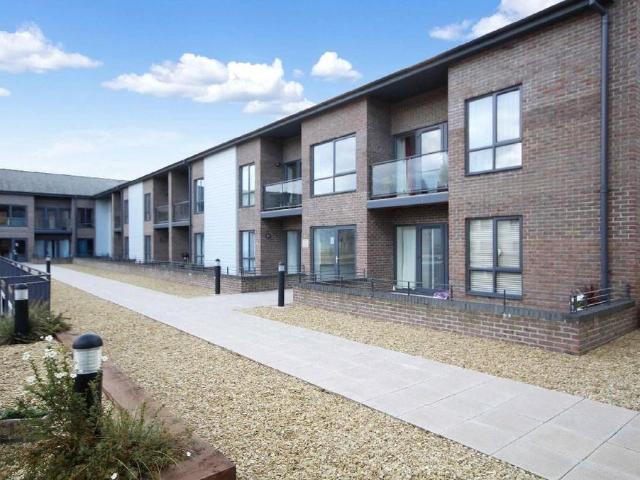 Flat for sale in Rodbourne, Swindon