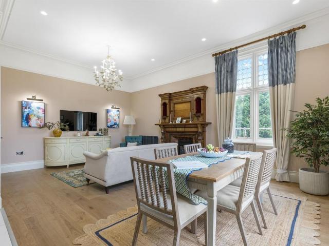 Flat for sale in Blossomfield, West Midlands