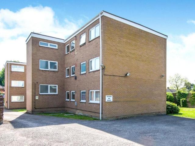 Flat for sale in Helford, Hampshire