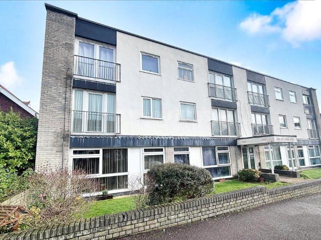 Flat for sale in Lee-on-the-Solent, Middlecroft