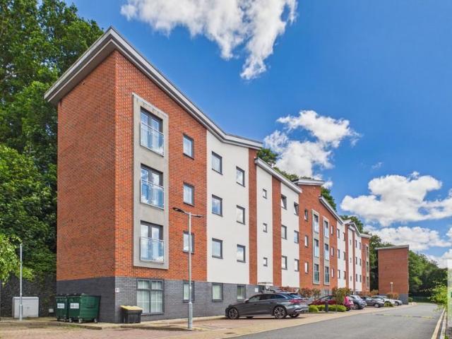 Flat for sale in Mere Green, Sutton Coldfield