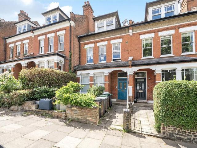 Flat for sale in Hornsey, Greater London