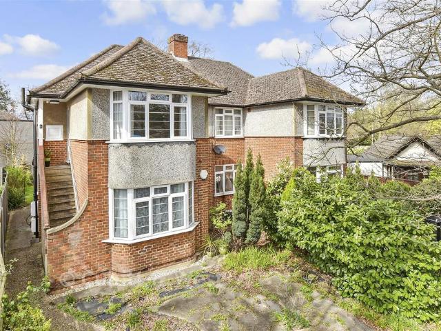 Flat for sale in London Borough of Croydon, Greater London