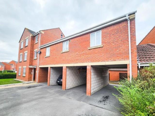 Flat for sale in West Bridgwater, Durleigh & Haygrove, Chilton Trinity