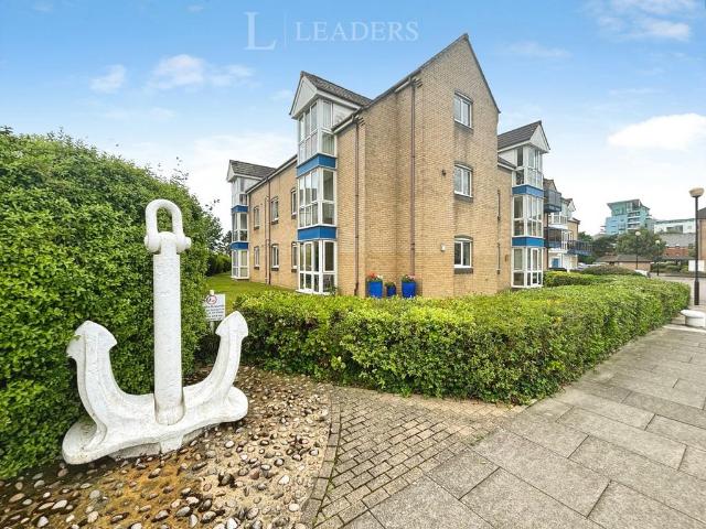 Flat for sale in Ocean Village, City Of Southampton