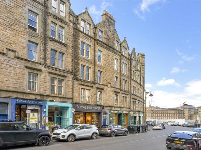 Flat for sale in Canongate, Old Town