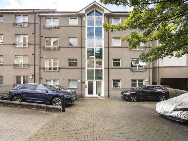 Flat for sale in City Centre, Ballindoch
