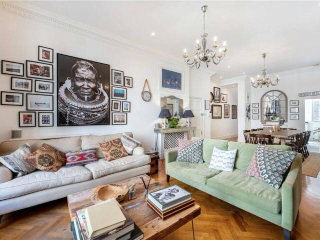 Flat for sale in Pimlico, Greater London