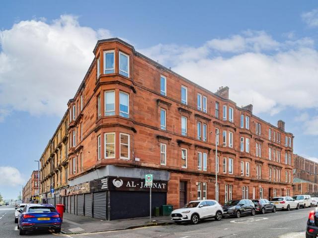 Flat for sale in Govanhill, Scotland