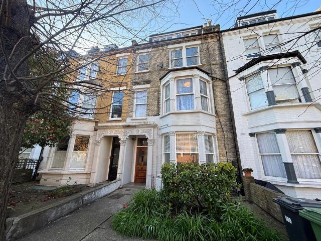 Flat for sale in Holloway, Lower Holloway