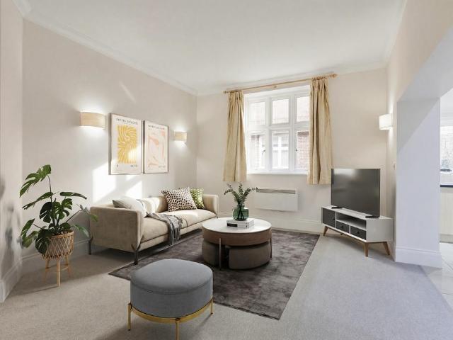 Flat for sale in Red Hill, Surrey