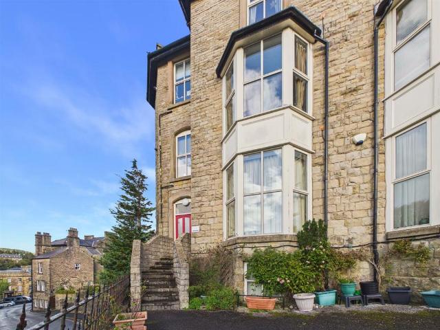 Flat for sale in Buxton, High Peak