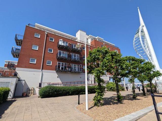 Flat for sale in Portsea, City Of Portsmouth