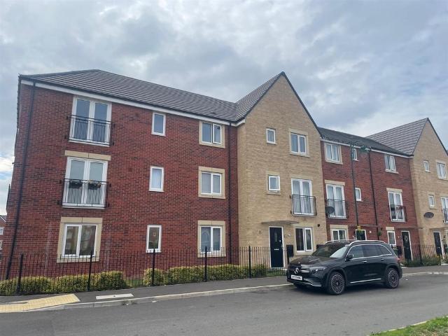 Flat for sale in Hampton Gardens, Peterborough