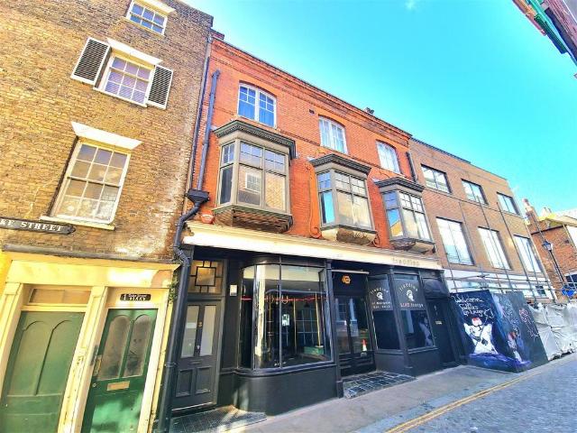 Flat for sale in Margate Old Town, Acol