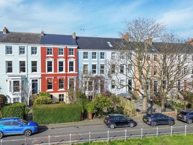 Flat for sale in Spital Tongues, Tyne And Wear