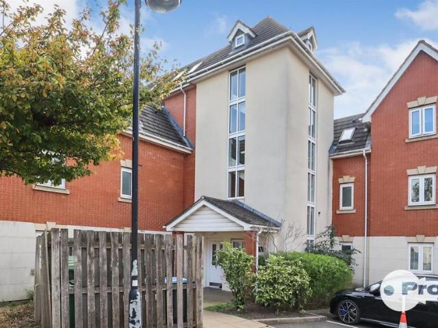 Flat for sale in Lash Hill, Hinckley and Bosworth