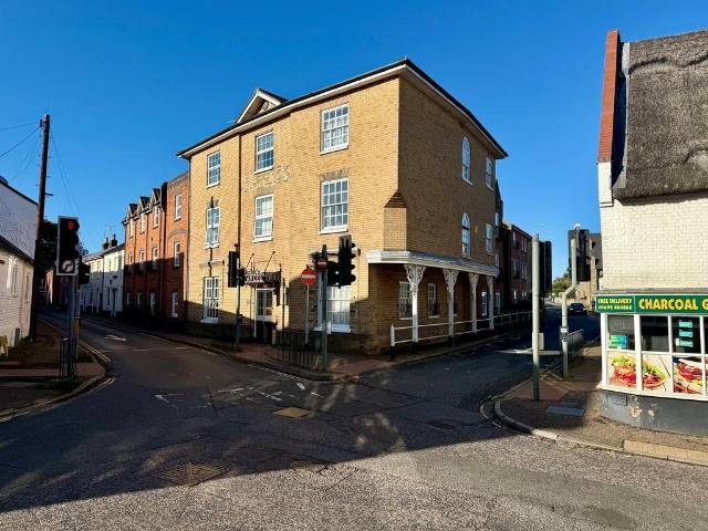 Flat for sale in Comers, Norfolk