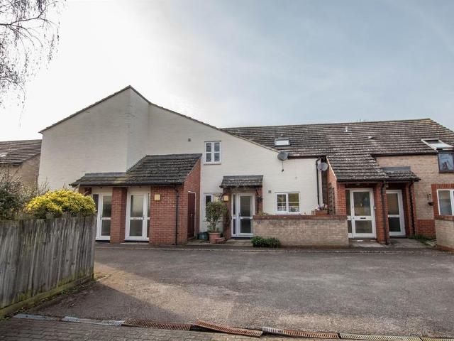 Flat for sale in Fen Drayton, Arrington