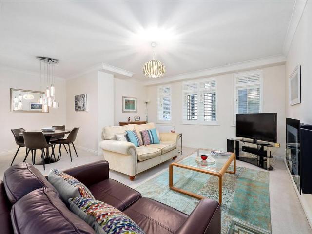 Flat for sale in Blackfriars, Lyons