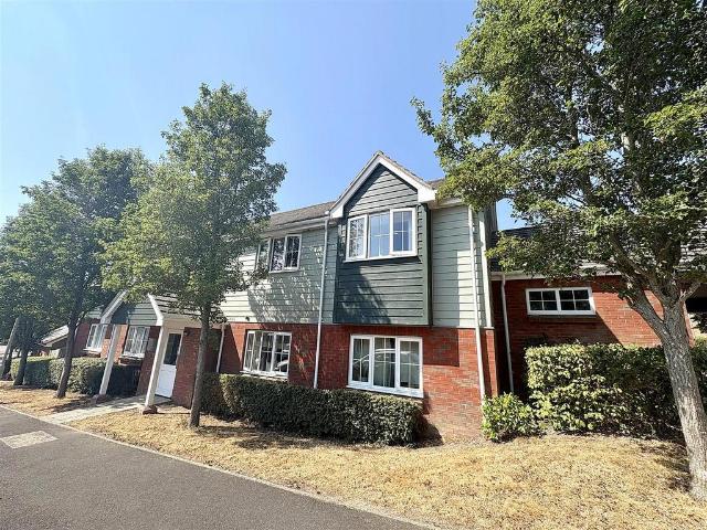 Flat for sale in Titchfield Common, Fareham