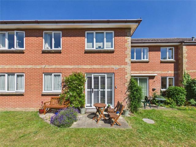 Flat for sale in Walton, Eastbridge