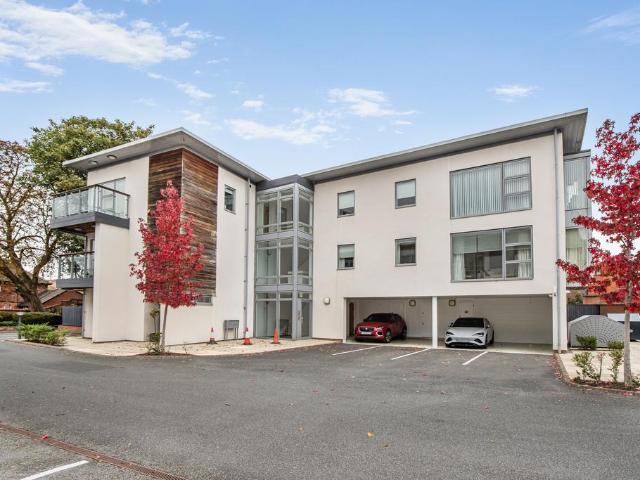 Flat for sale in Newtown, Two Mills