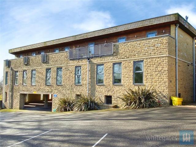 Flat for sale in Batley, West Yorkshire
