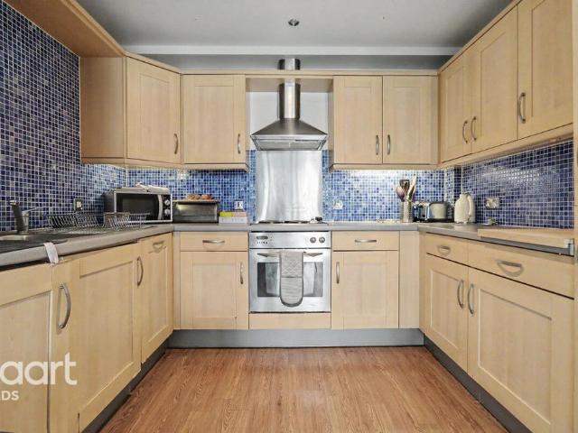 Flat for sale in Holbeck, West Yorkshire
