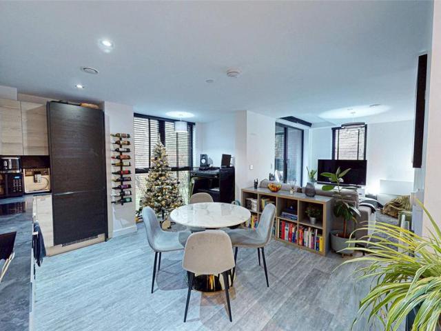 Flat for sale in Old Trafford, Trafford