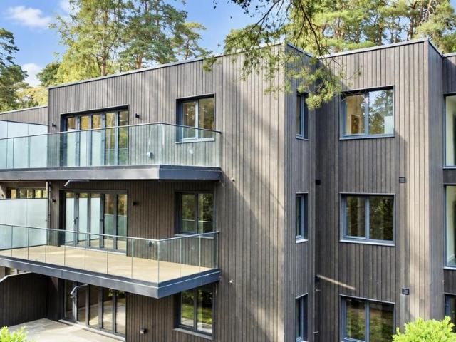 Flat for sale in Camberley, Surrey Heath