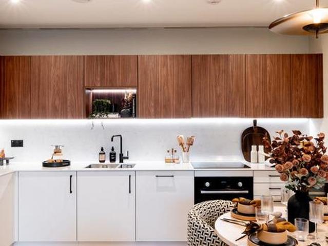Flat for sale in Old Kent Road, Greater London
