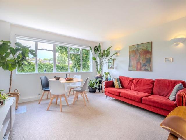Flat for sale in Streatham Hill, Isle Of Man