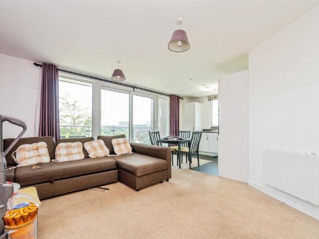 Flat for sale in Edgbaston, West Midlands