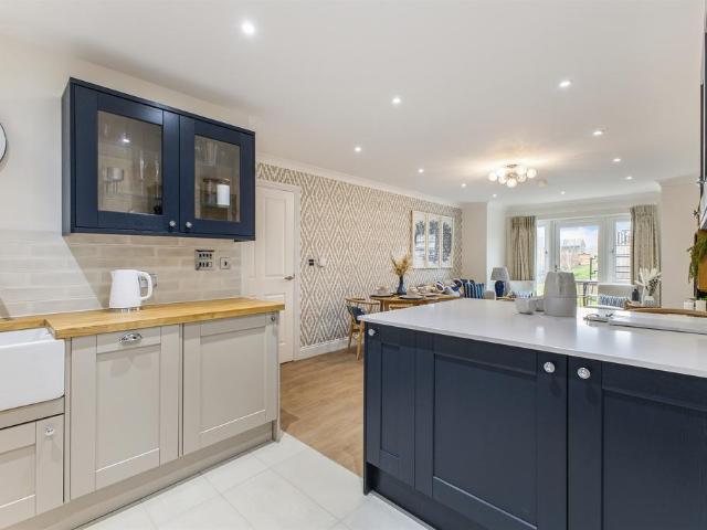 Flat for sale in Charlton, Vale of White Horse