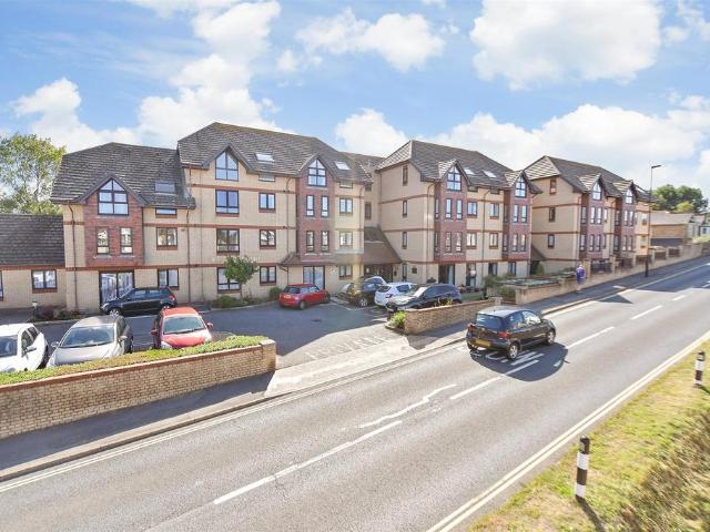 Flat for sale in Isle Of Man