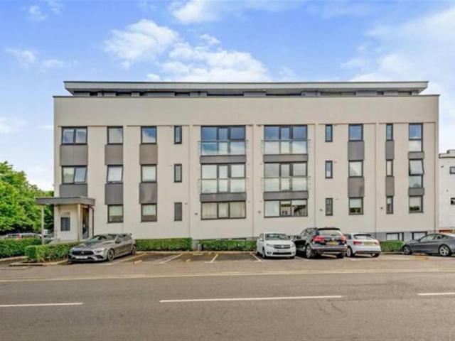 Flat for sale in Blackwell, Mid Sussex