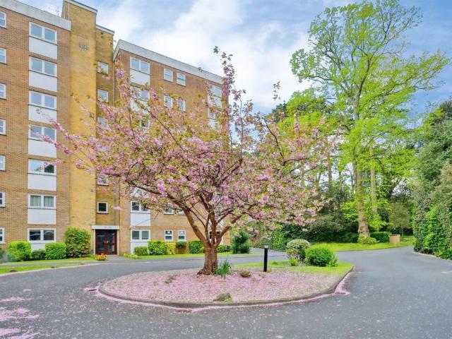 Flat for sale in Branksome Park, Poole