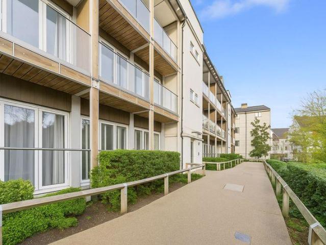Flat for sale in St. Mildred's, The Bridge