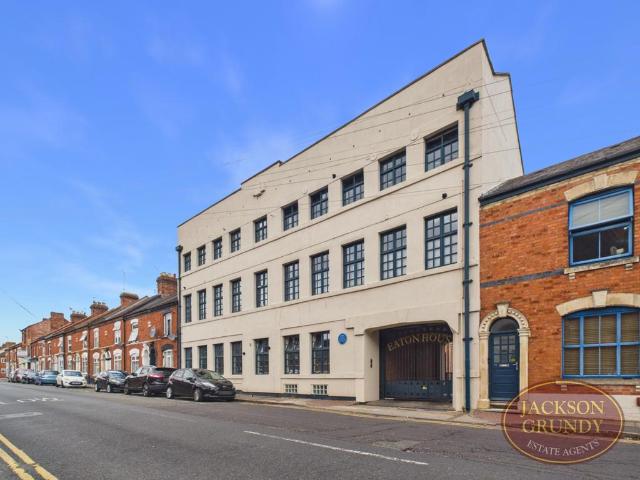Flat for sale in Semilong, Northampton
